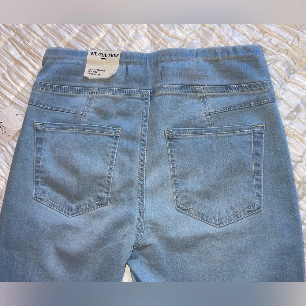 NWT We the Free In my Feelings mid rise crop boot sz XS💙 - Picture 7 of 11